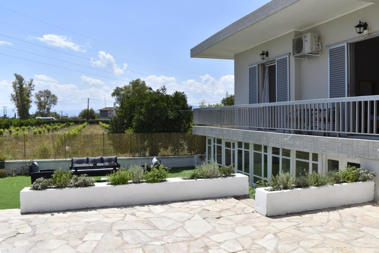To Spitaki Dalamanara Bagian luar foto